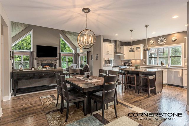 4304 Oak River Court, Grand Rapids, MI 49525