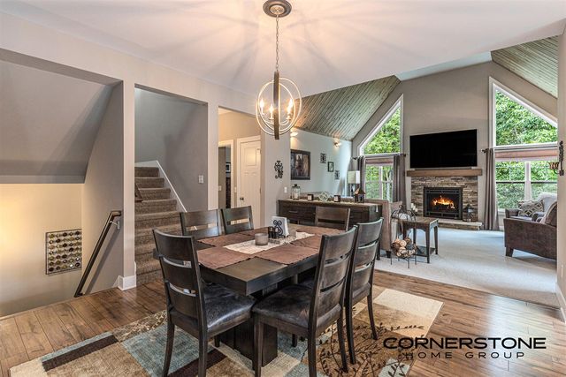 4304 Oak River Court, Grand Rapids, MI 49525