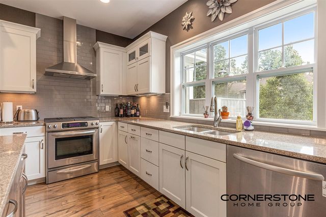 4304 Oak River Court, Grand Rapids, MI 49525