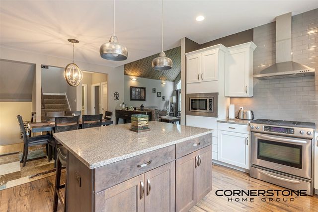 4304 Oak River Court, Grand Rapids, MI 49525