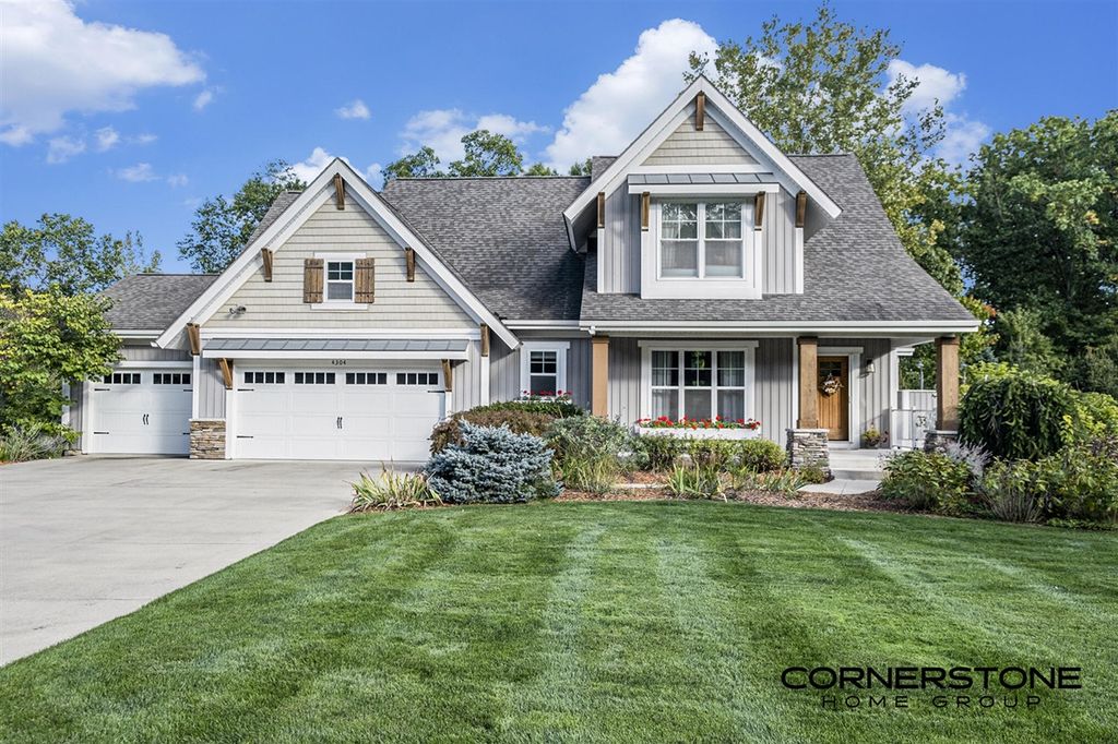 4304 Oak River Court, Grand Rapids, MI 49525