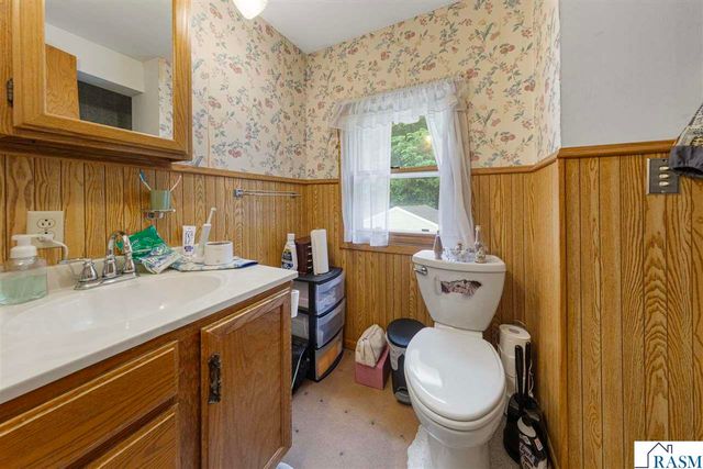 413 Glenwood Avenue, Mankato, MN 56001