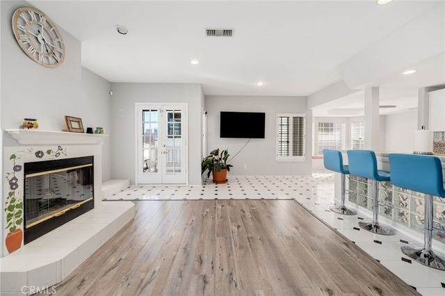 6020 Ocean Boulevard, Long Beach, CA 90803