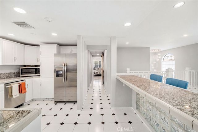 6020 Ocean Boulevard, Long Beach, CA 90803