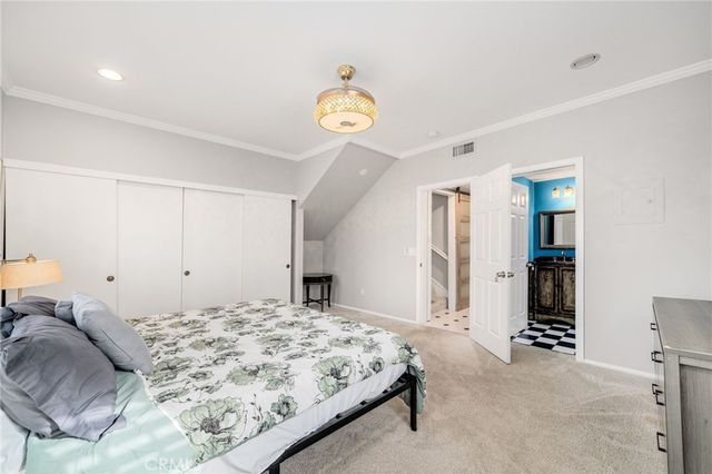 6020 Ocean Boulevard, Long Beach, CA 90803