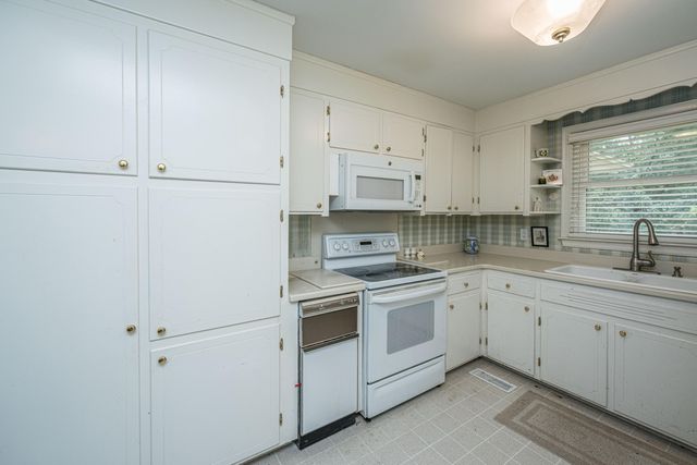 807 Bruce Street, Charleston, SC 29412