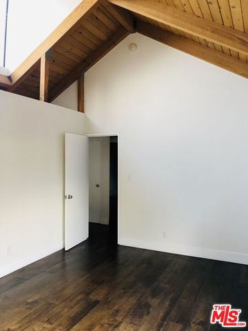 6207 BANNER Avenue 1, Los Angeles, CA 90038