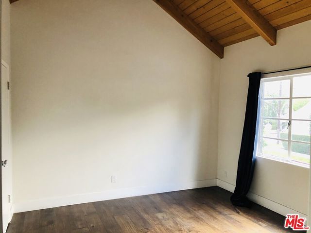 6207 BANNER Avenue 1, Los Angeles, CA 90038