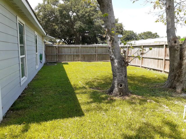 3319 Houston Street, Rosenberg, TX 77471