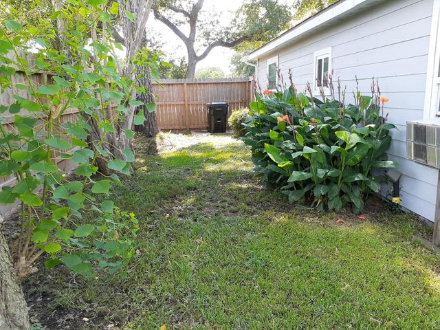 3319 Houston Street, Rosenberg, TX 77471