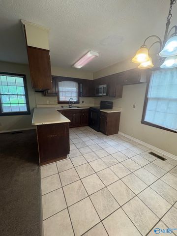 902 Jackson Drive, Athens, AL 35611