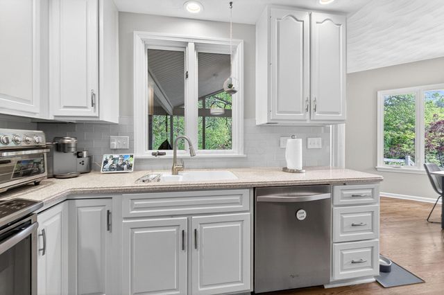 9430 Avemore Court, Dublin, OH 43017