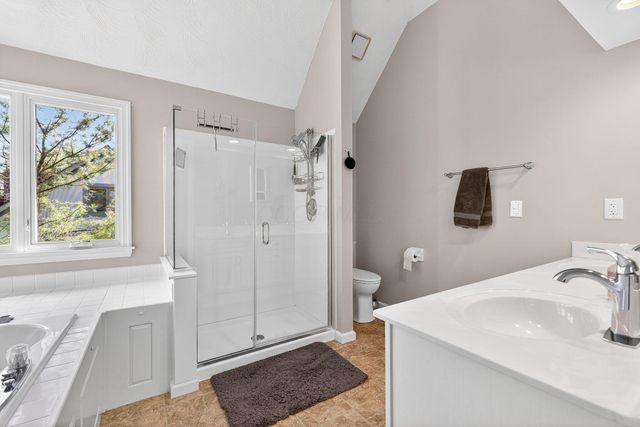 9430 Avemore Court, Dublin, OH 43017
