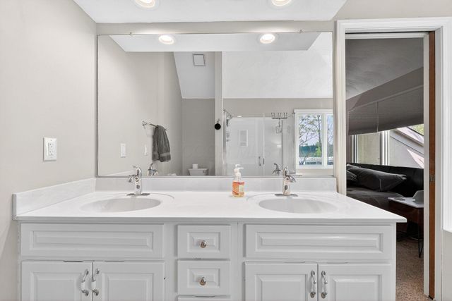 9430 Avemore Court, Dublin, OH 43017