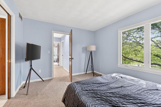 9430 Avemore Court, Dublin, OH 43017