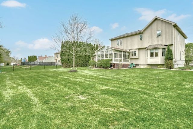 15 Corral Drive, Penfield, NY 14526