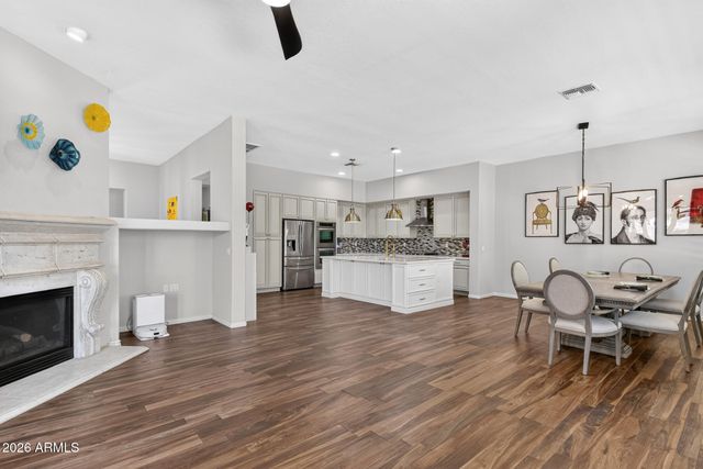 1976 W BLUE RIDGE Court, Chandler, AZ 85248