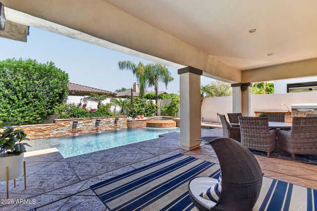 1976 W BLUE RIDGE Court, Chandler, AZ 85248