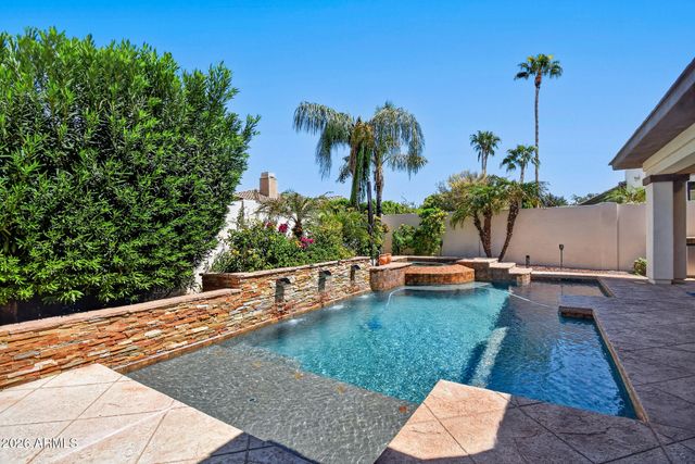 1976 W BLUE RIDGE Court, Chandler, AZ 85248