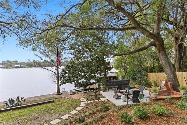 11560 Pioneer Road, Theodore, AL 36582