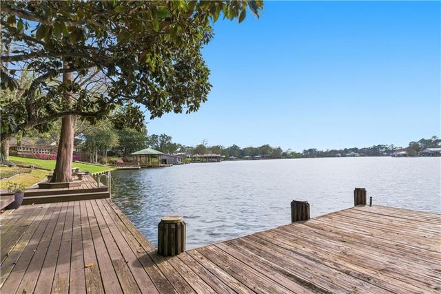 11560 Pioneer Road, Theodore, AL 36582