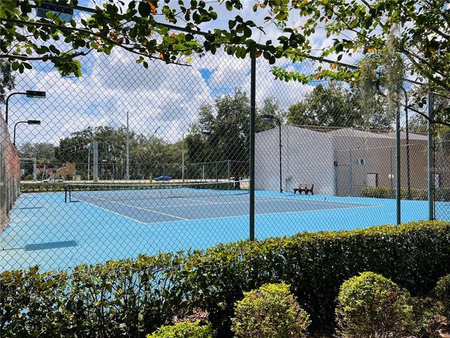 4013 DREAM OAK PLACE 201, Tampa, FL 33613