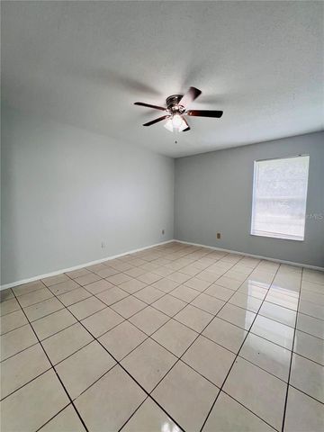 4013 DREAM OAK PLACE 201, Tampa, FL 33613