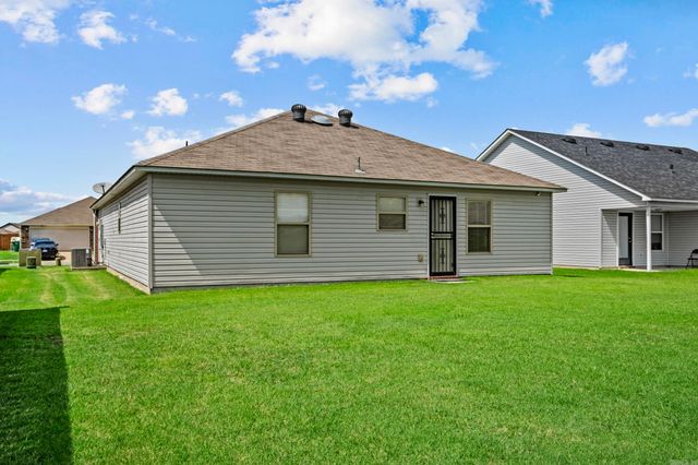 12724 Bell Flower Drive, North Little Rock, AR 72117