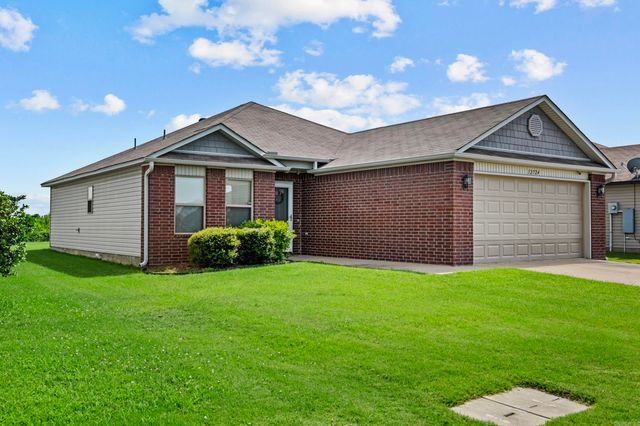 12724 Bell Flower Drive, North Little Rock, AR 72117