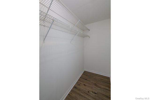 475 Little East Neck Road PW26, West Babylon, NY 11704