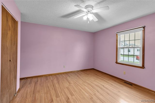 4555 Chester Avenue, Niagara, NY 14305