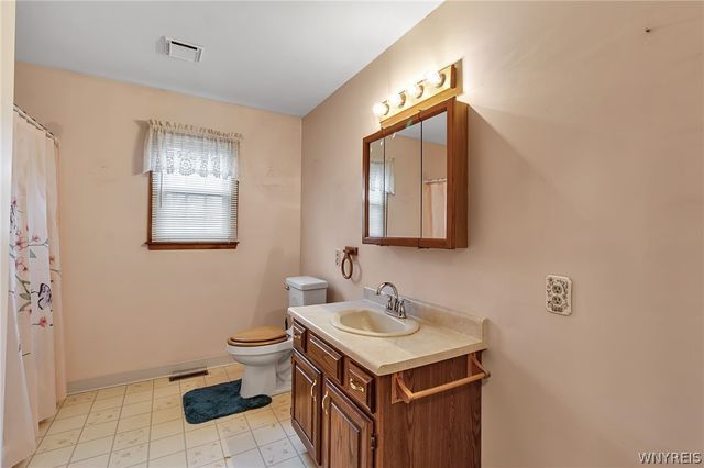 4555 Chester Avenue, Niagara, NY 14305