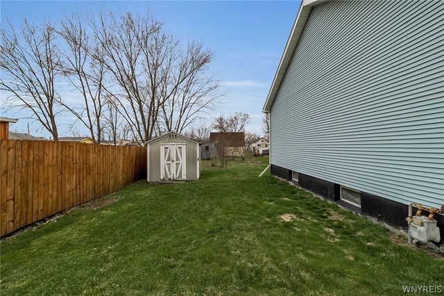 4555 Chester Avenue, Niagara, NY 14305