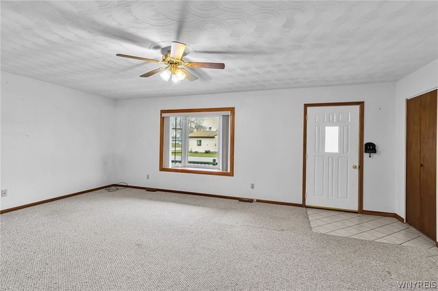 4555 Chester Avenue, Niagara, NY 14305