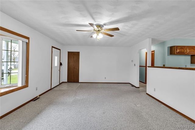4555 Chester Avenue, Niagara, NY 14305