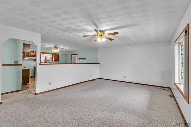 4555 Chester Avenue, Niagara, NY 14305