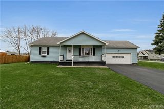 4555 Chester Avenue, Niagara, NY 14305