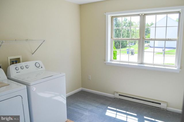 85 CHATHAM LN, Red Lion, PA 17356