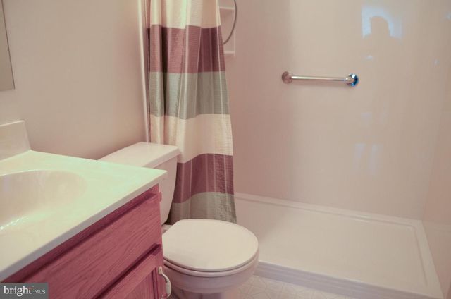 85 CHATHAM LN, Red Lion, PA 17356