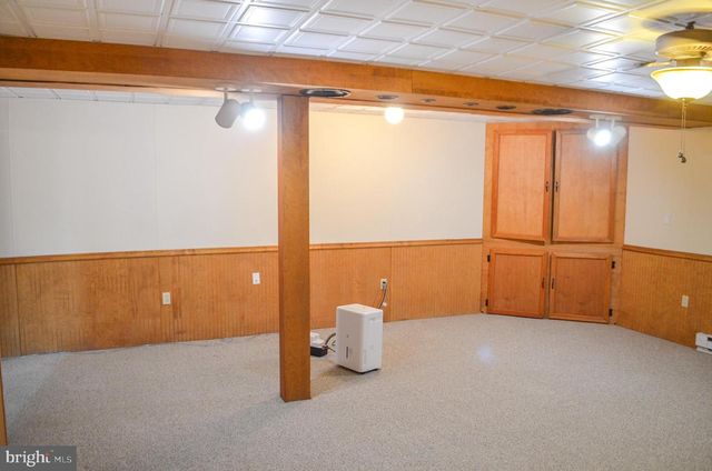85 CHATHAM LN, Red Lion, PA 17356