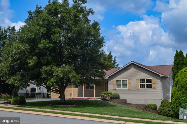 85 CHATHAM LN, Red Lion, PA 17356