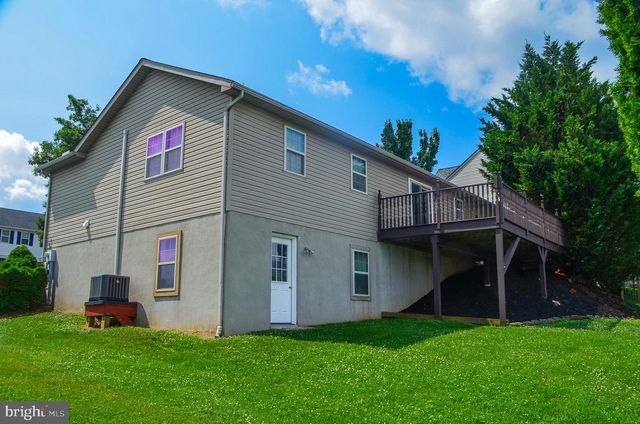 85 CHATHAM LN, Red Lion, PA 17356