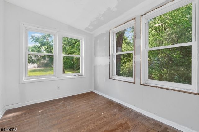 797 Passaic Ave, West Caldwell Twp., NJ 07006