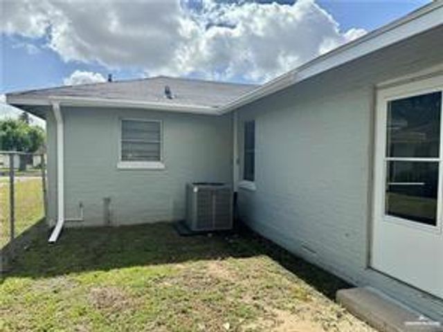 808 Tennessee Avenue, Weslaco, TX 78596