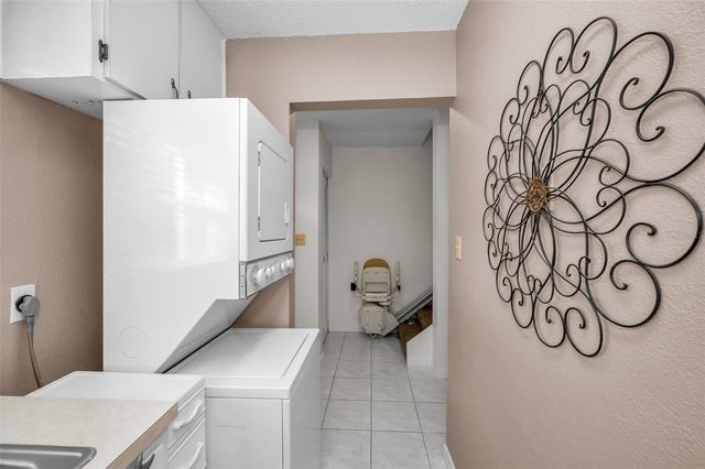 2700 BAYSHORE BOULEVARD 555, Dunedin, FL 34698