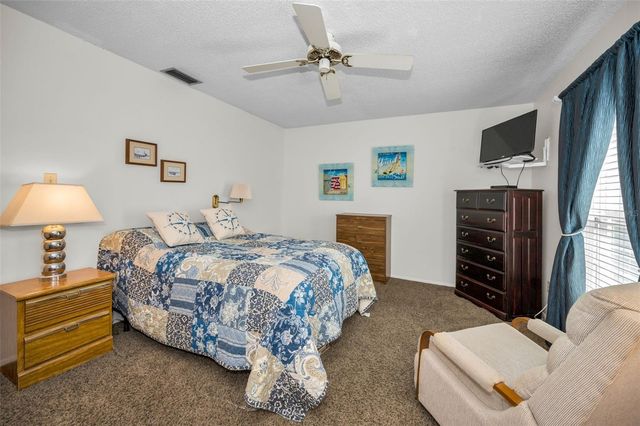 2700 BAYSHORE BOULEVARD 555, Dunedin, FL 34698