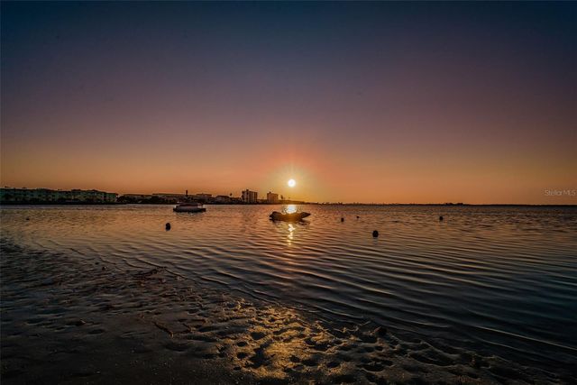 2700 BAYSHORE BOULEVARD 555, Dunedin, FL 34698