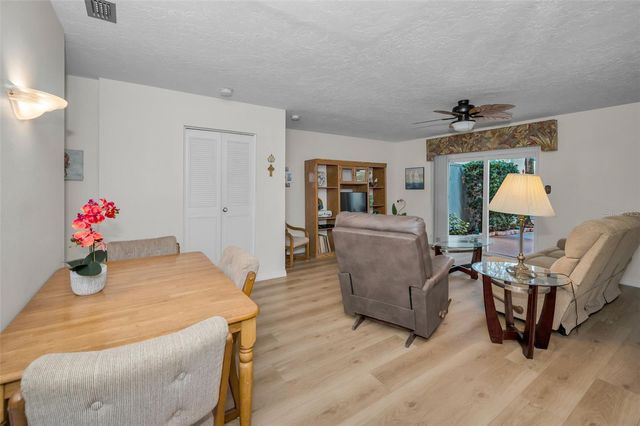 2700 BAYSHORE BOULEVARD 555, Dunedin, FL 34698