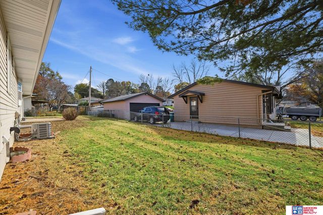 4310 N Park Boulevard, Lincoln, NE 68521