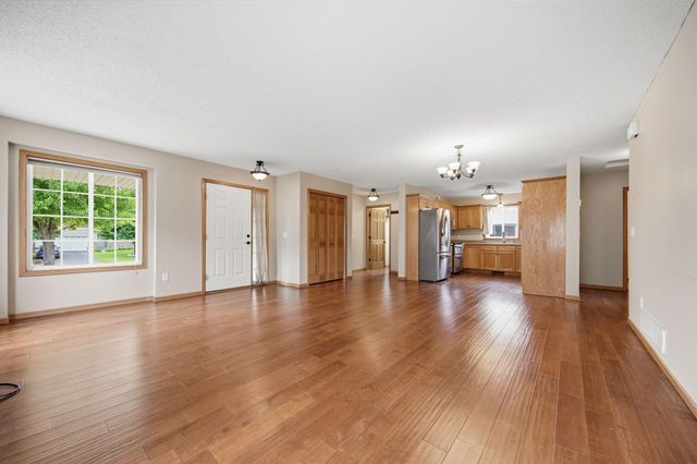 7748 Lamont Avenue NE, Otsego, MN 55301